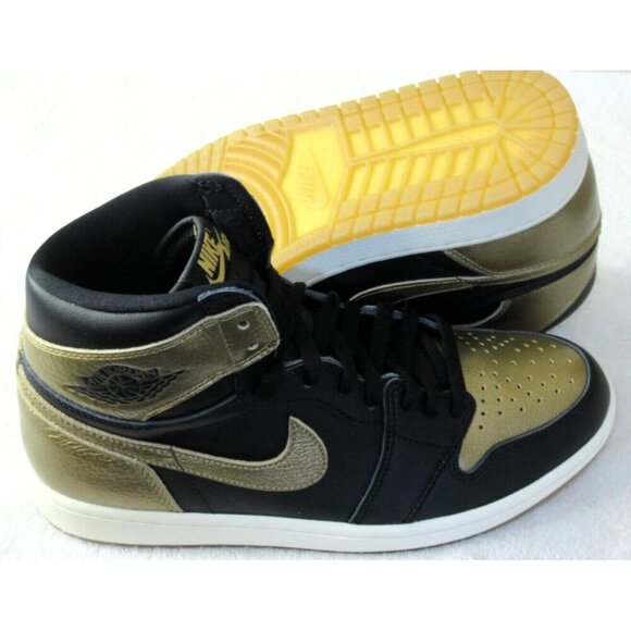 Nike Air Jordan 1 Men's Retro High OG Black Gold Leather Shoes Size 10 NEW - Picture 2 of 5